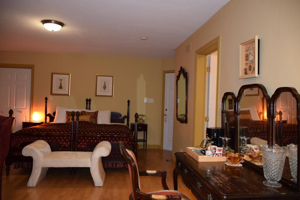 Auberge Wild Rose Inn Moncton Exterior foto